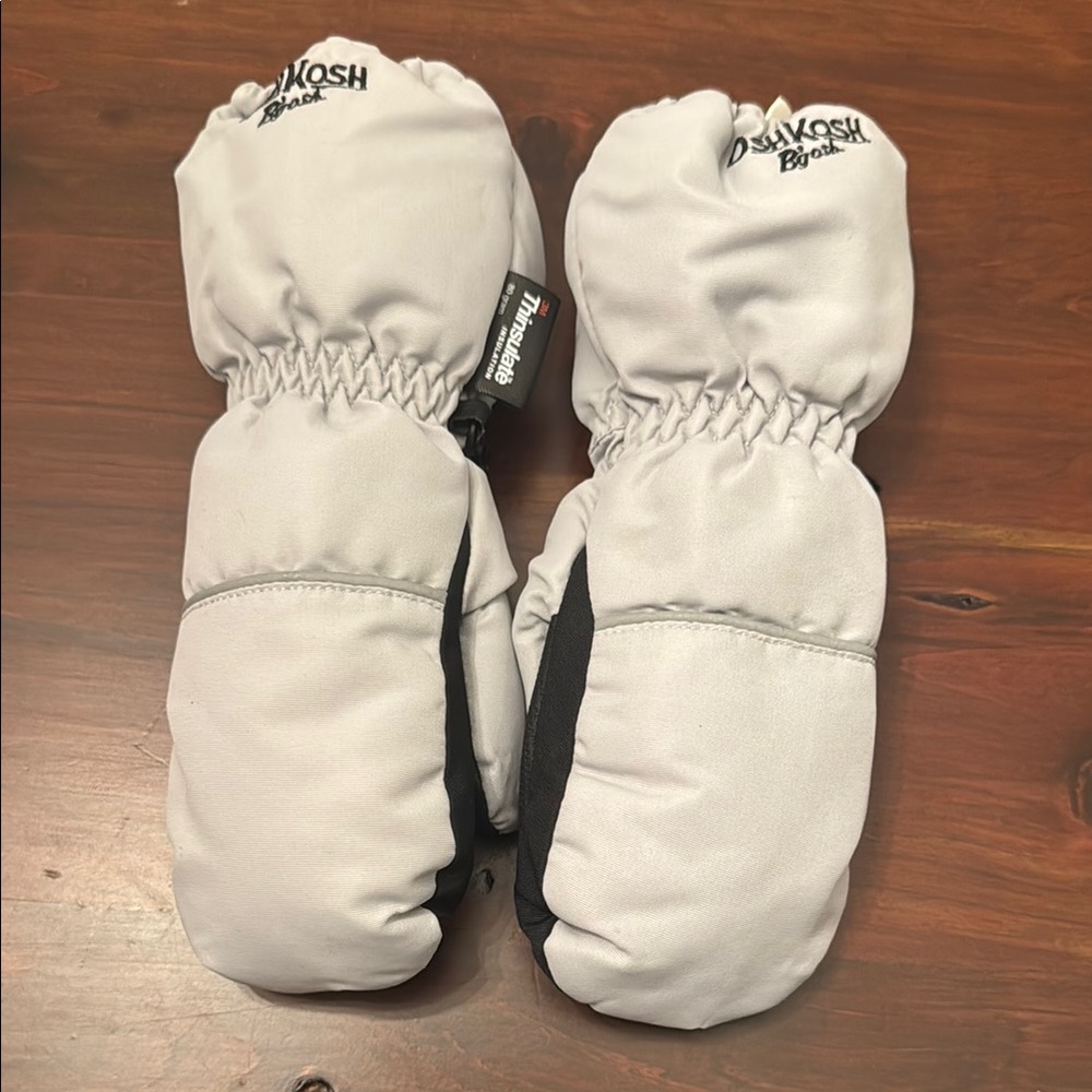 OshKosh B'gosh Gray and Black Mittens